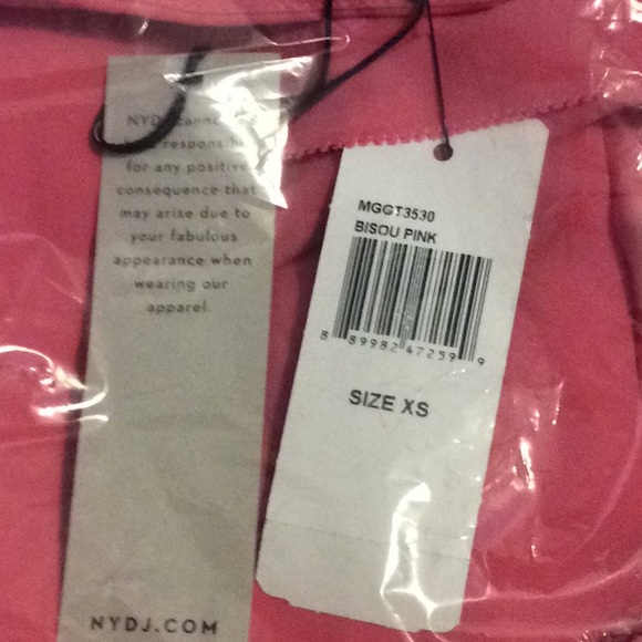 NYDJ cold-shoulder blouse. XS new. - Picture 4 of 5